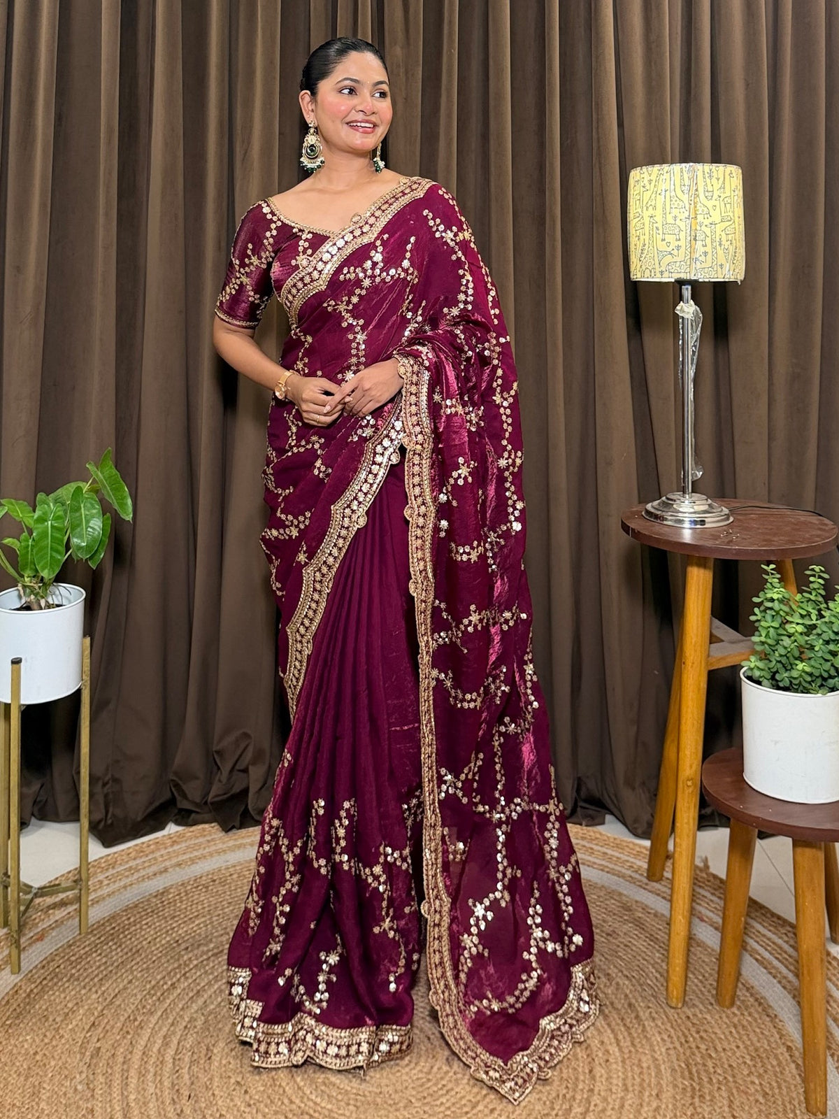 Women's Fendy Satin Saree With Unstitched Blouse Piece
