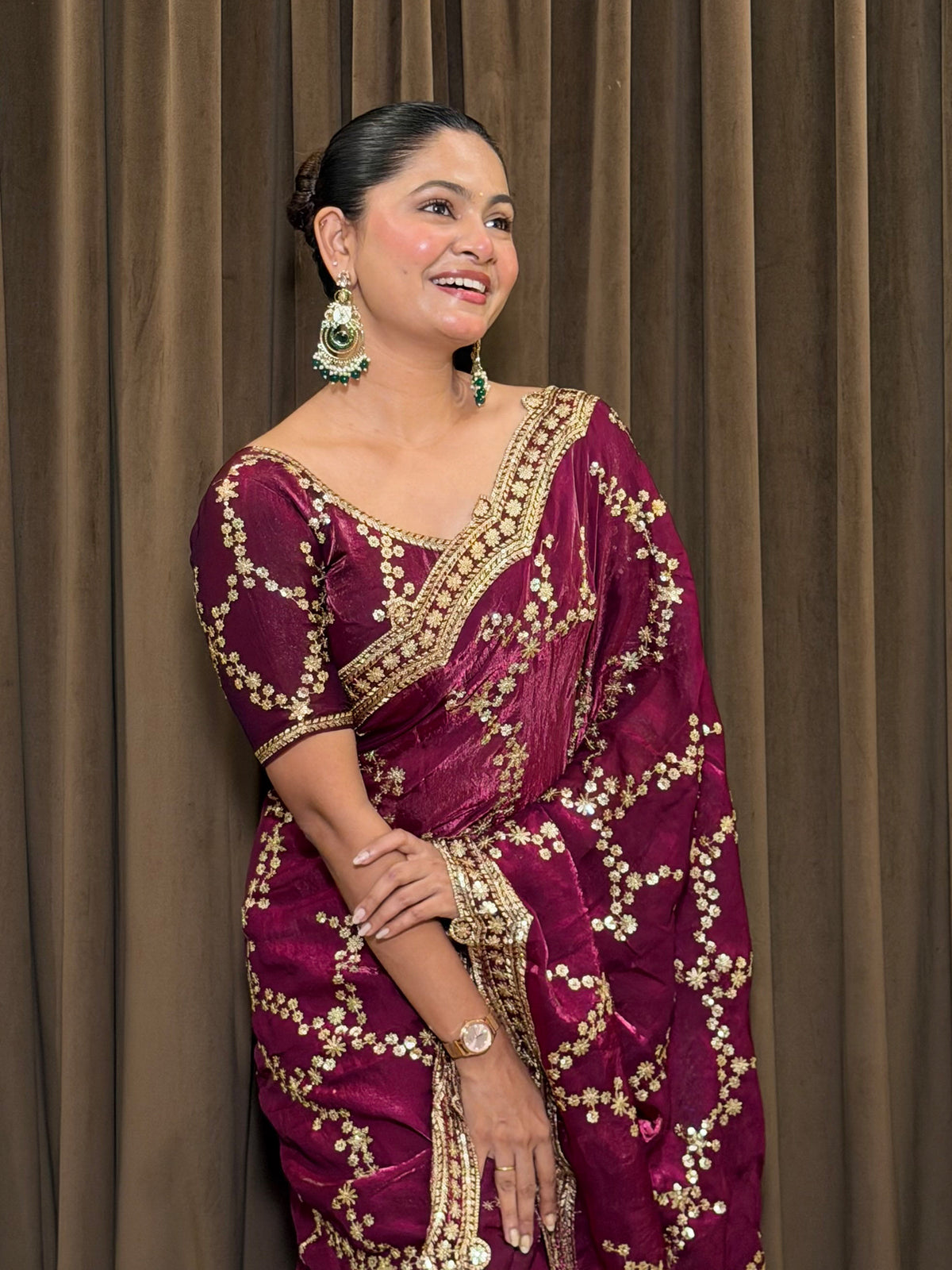 Women's Fendy Satin Saree With Unstitched Blouse Piece
