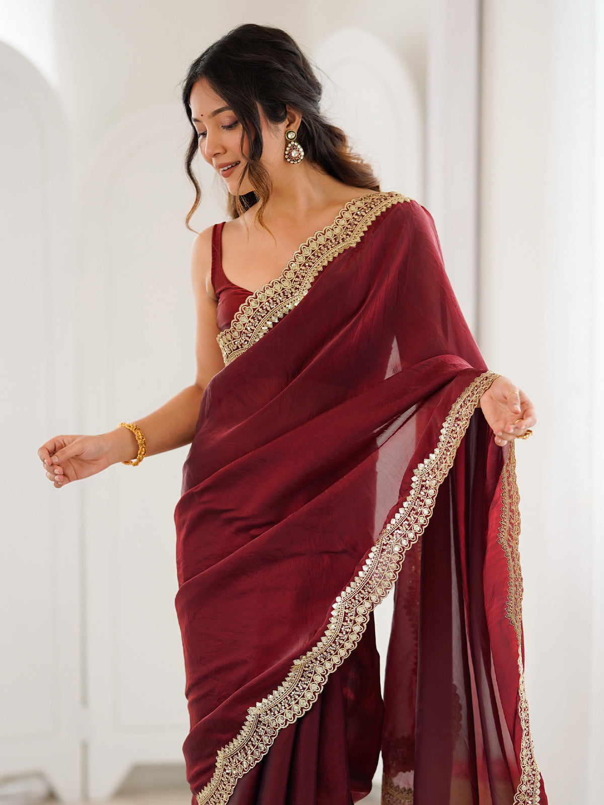 Women's Fendy Satin Saree With Unstitched Blouse Piece