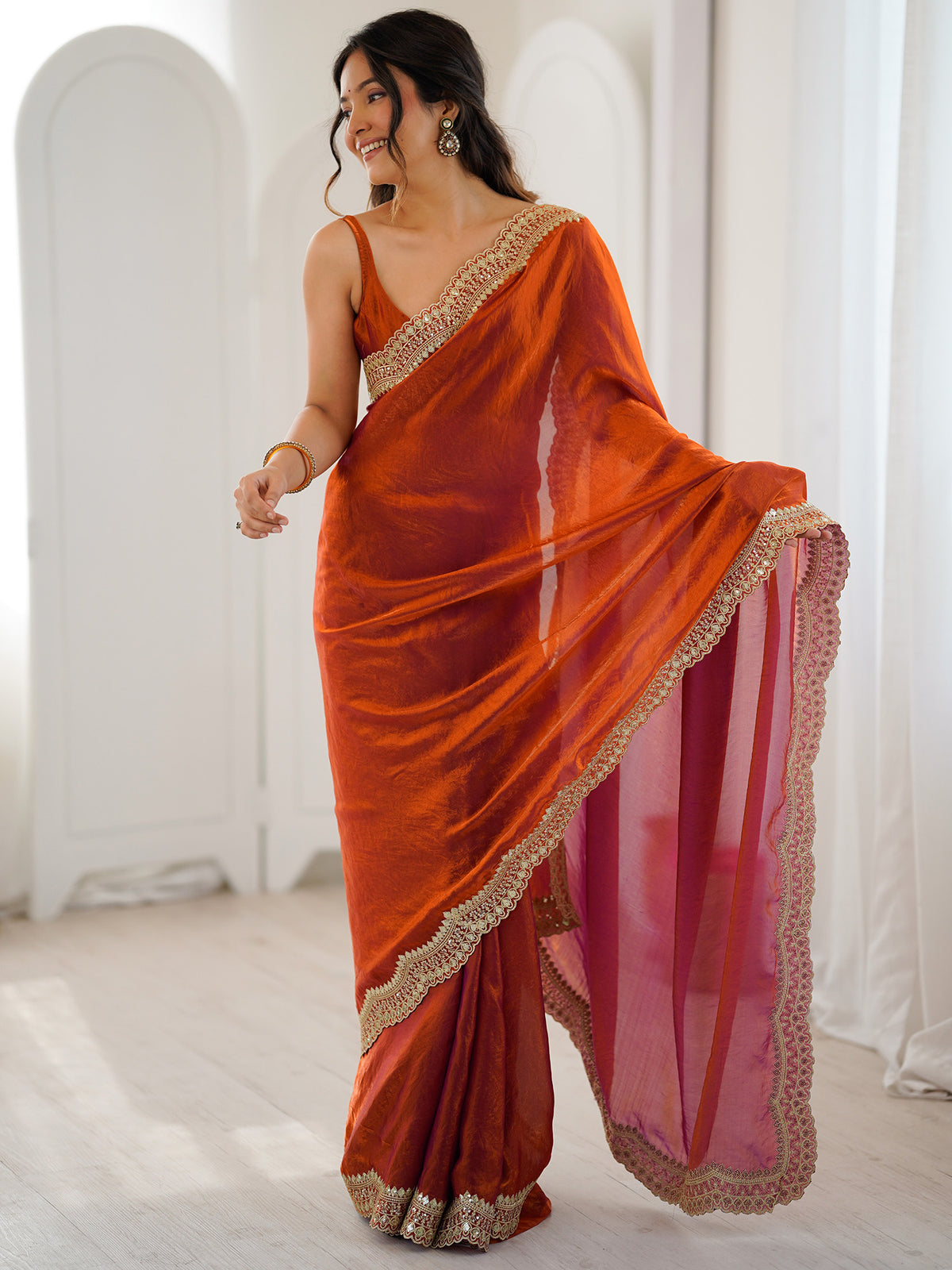 Women's Fendy Satin Saree With Unstitched Blouse Piece