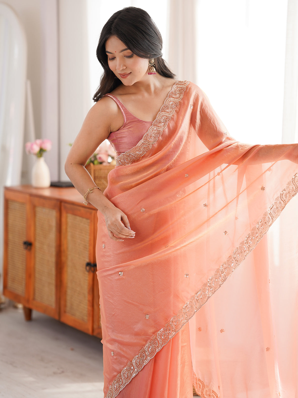 Women's Fendy Satin Saree With Unstitched Blouse Piece