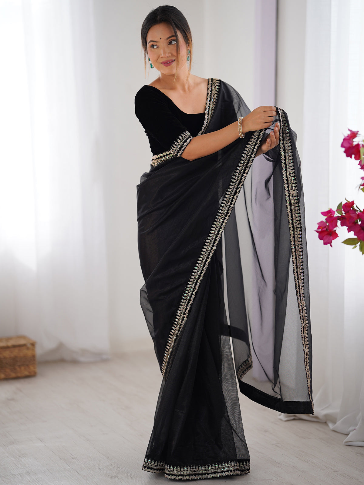 Women's Net Saree With Unstitched Blouse Piece