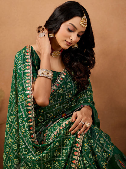 Women's Georgette Bandhani Saree With Unstitched Blouse Piece