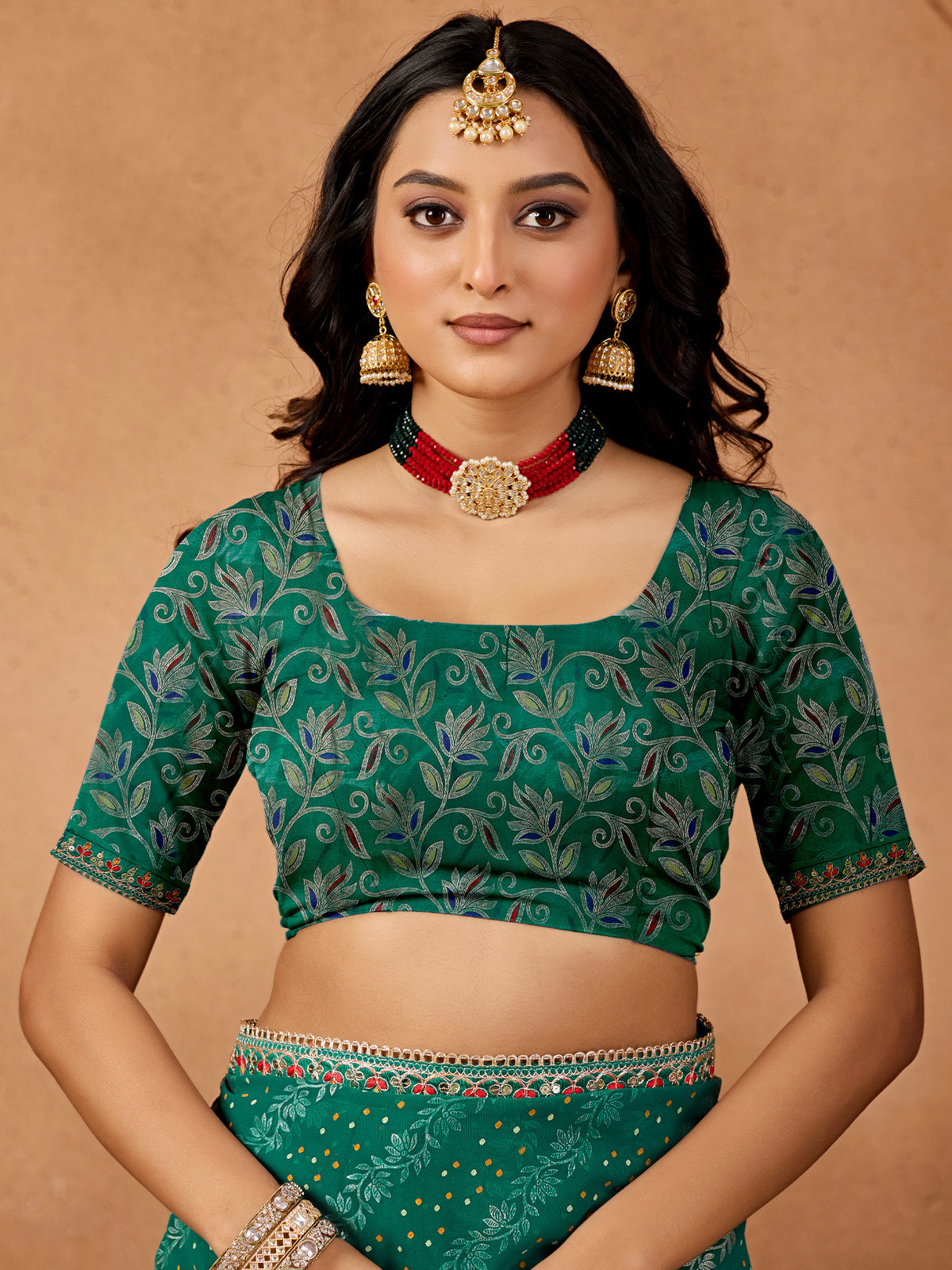 Women's Georgette Bandhani Saree With Unstitched Blouse Piece