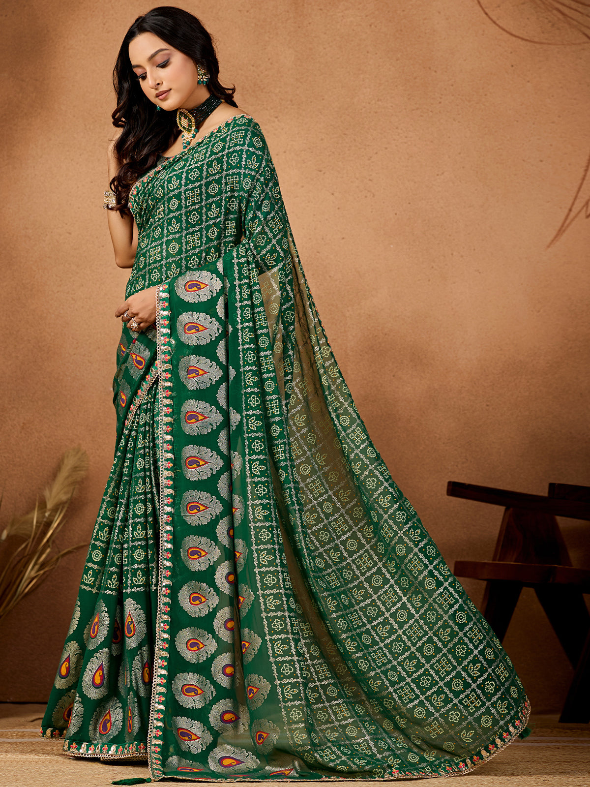 Women's Georgette Bandhani Saree With Unstitched Blouse Piece
