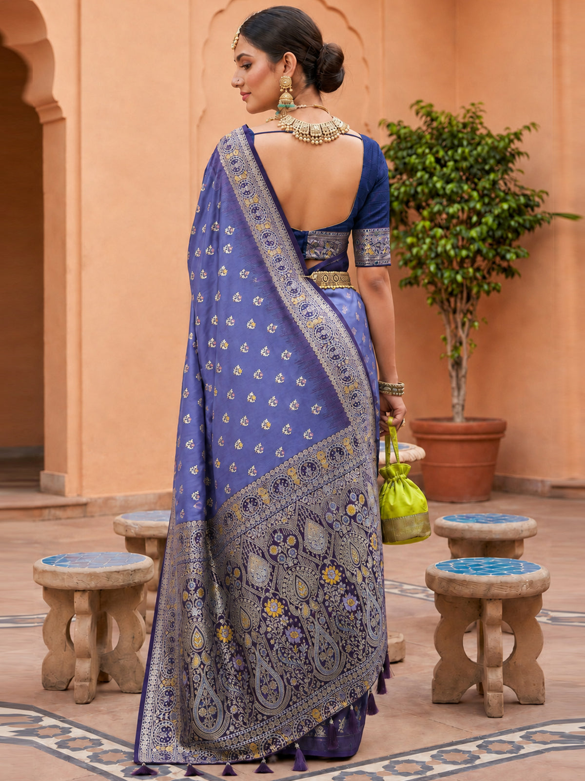 Women's Banarasi Silk Saree With Unstitched Blouse Piece