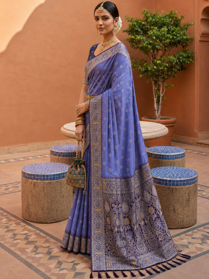 Women's Banarasi Silk Saree With Unstitched Blouse Piece