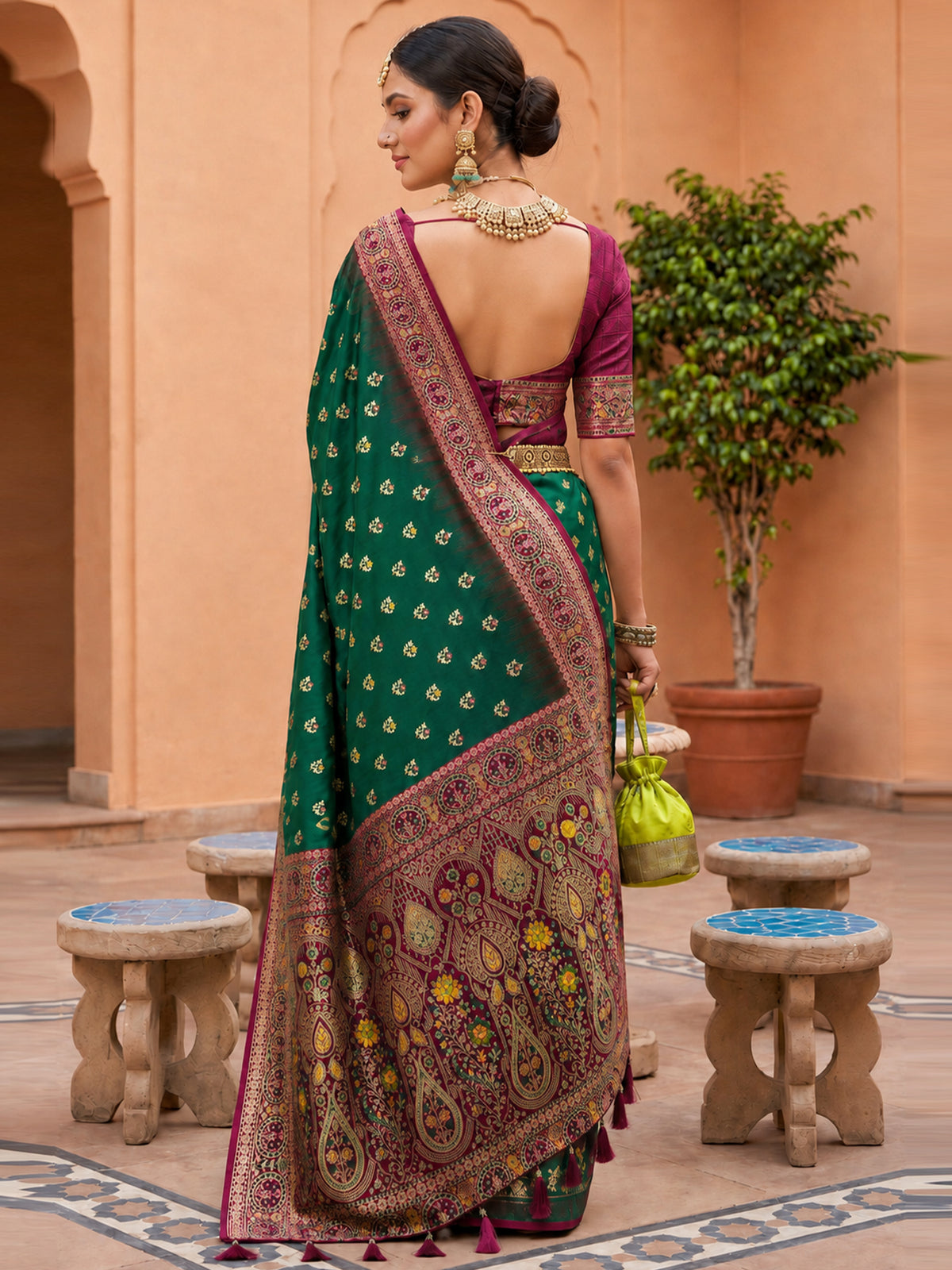 Women's Banarasi Silk Saree With Unstitched Blouse Piece