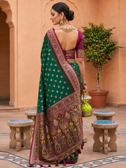 Women's Banarasi Silk Saree With Unstitched Blouse Piece