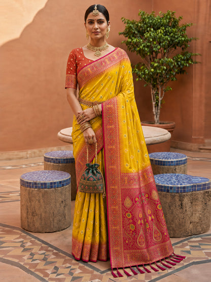 Women's Banarasi Silk Saree With Unstitched Blouse Piece