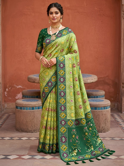 Women's Patola Silk Saree With Unstitched Blouse Piece