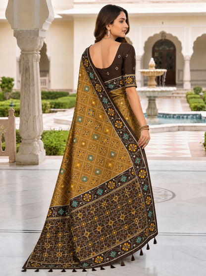 Women's Patola Silk Saree With Unstitched Blouse Piece