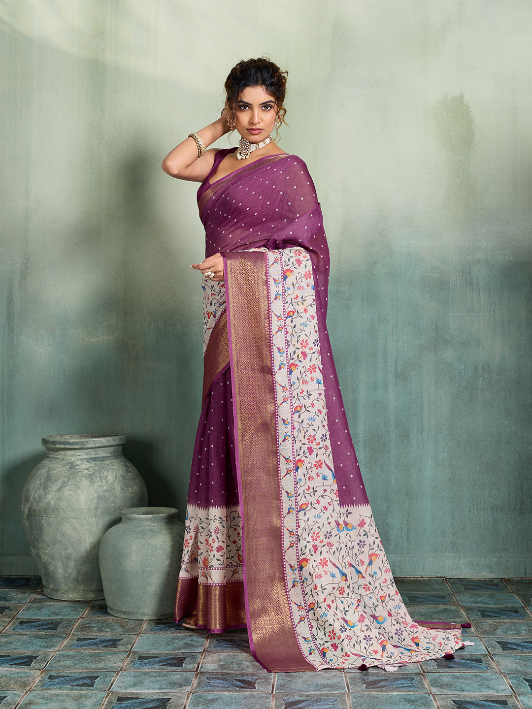Women's Linen Printed Saree With Unstitched Blouse Piece