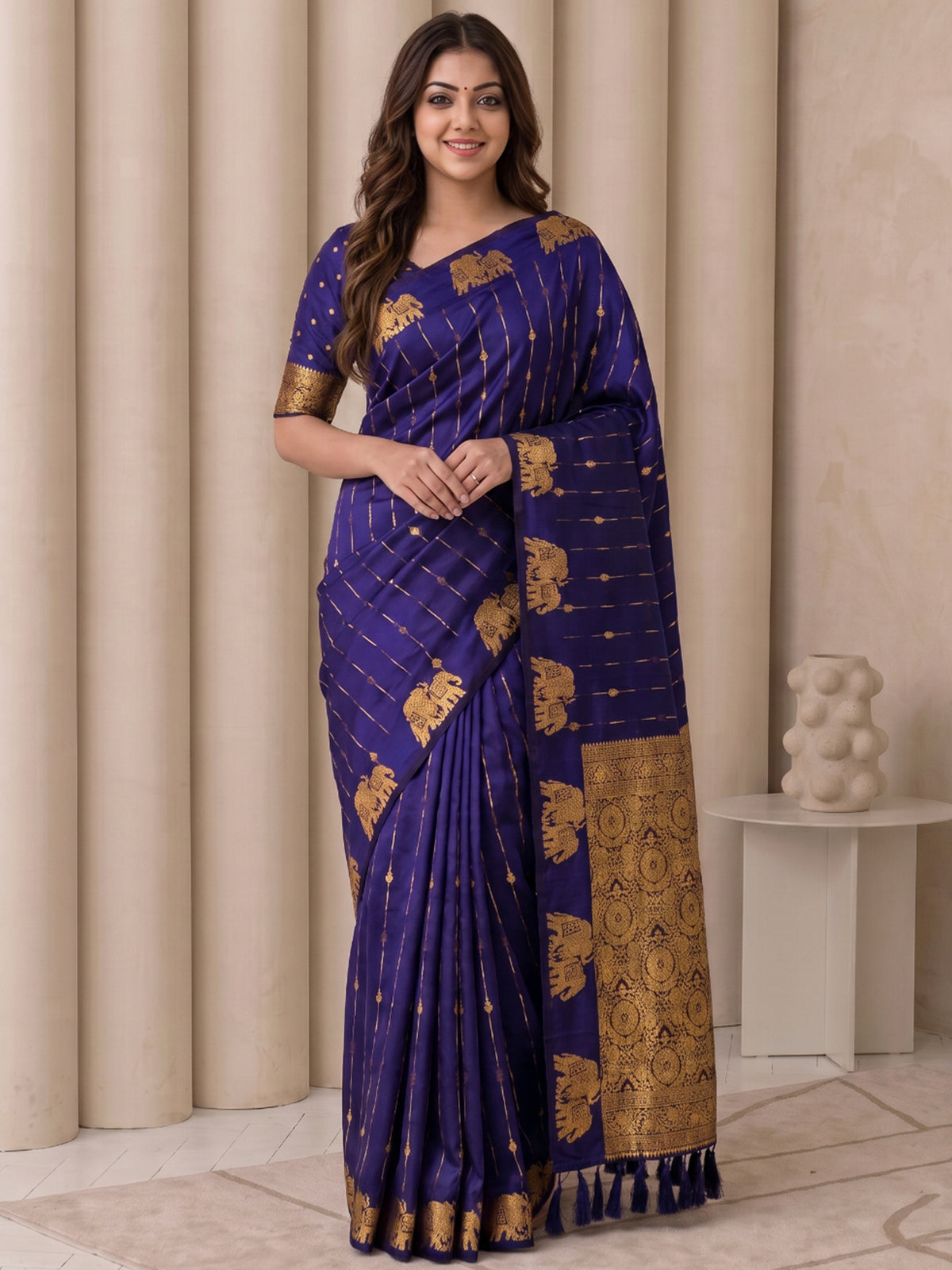 Women's Soft Silk Saree With Unstitched Blouse Piece
