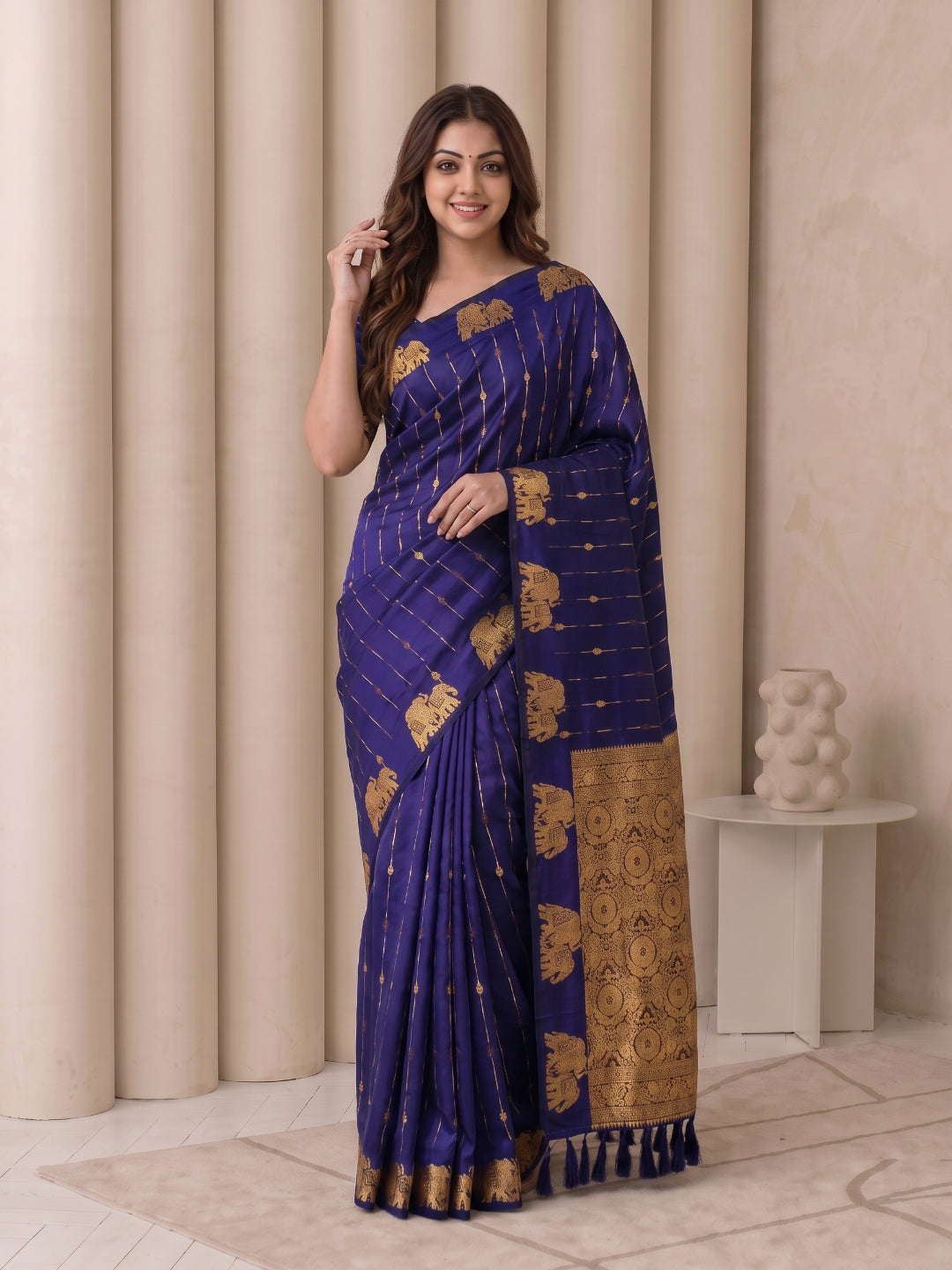 Women's Soft Silk Saree With Unstitched Blouse Piece