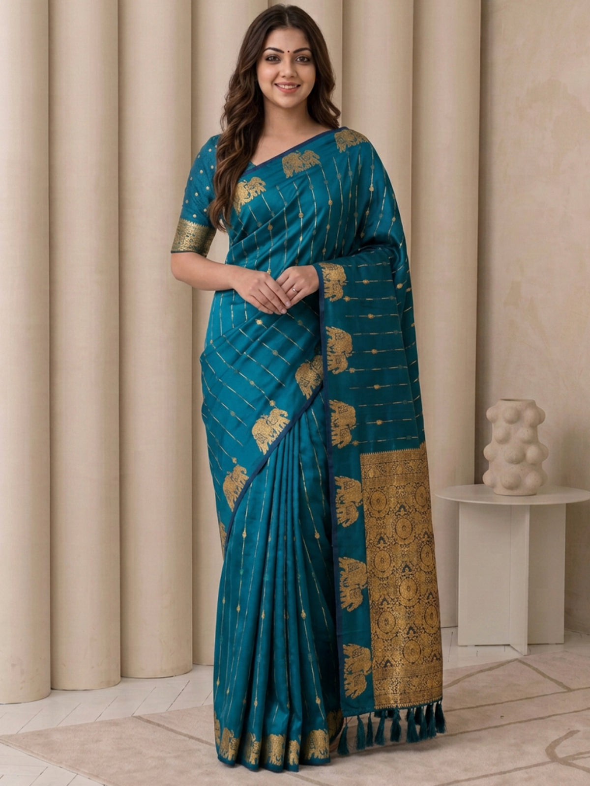 Women's Soft Silk Saree With Unstitched Blouse Piece