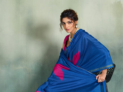 Women's Cotton Saree With Unstitched Blouse Piece
