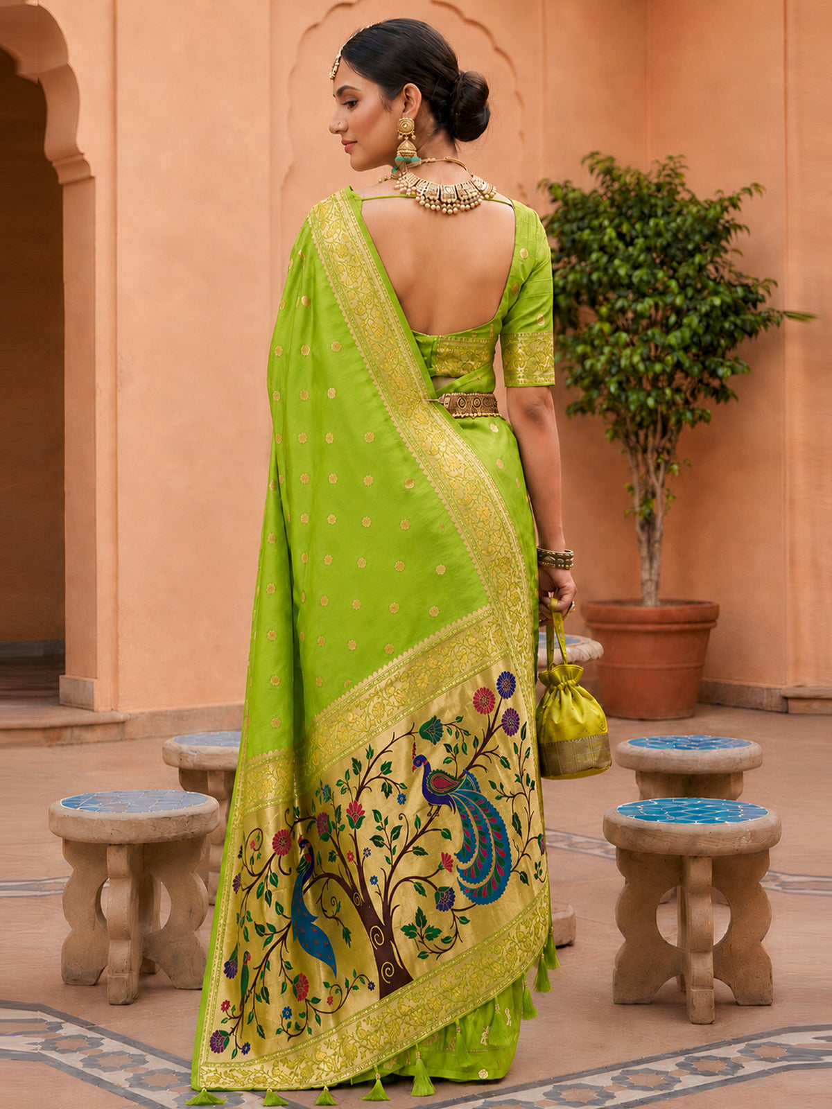 Women's Paithani Silk Saree With Unstitched Blouse Piece