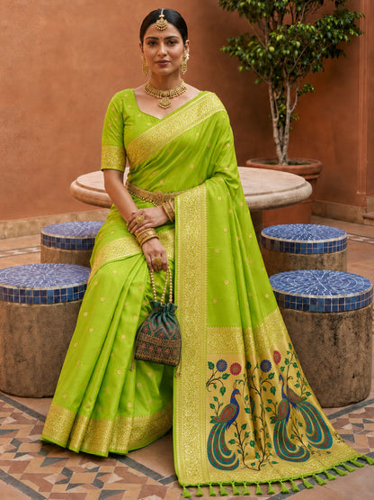 Women's Paithani Silk Saree With Unstitched Blouse Piece