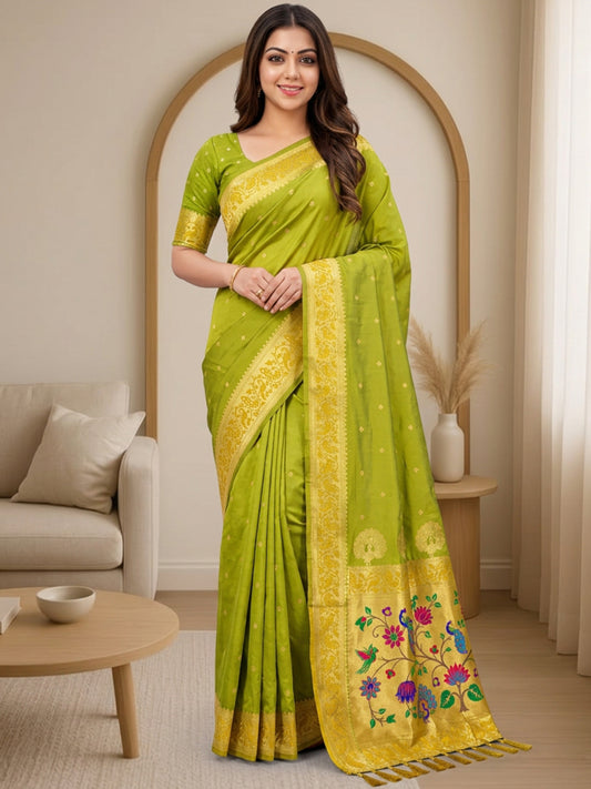 Women's Paithani Silk Saree With Unstitched Blouse Piece