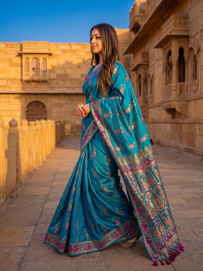 Women's Soft Silk Saree With Unstitched Blouse Piece