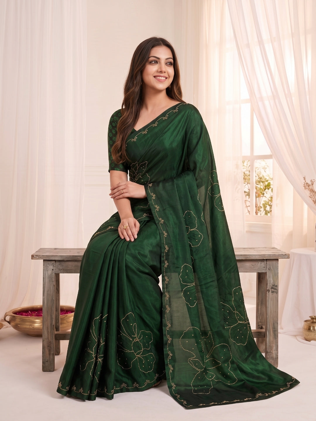 Women's Fendy Satin Saree With Unstitched Blouse Piece
