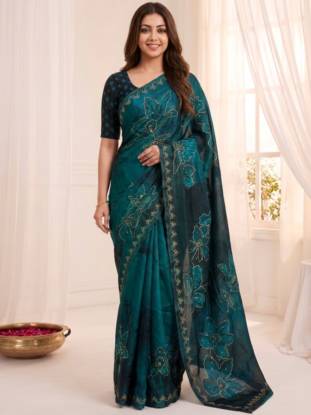 Women's Fendy Satin Saree With Unstitched Blouse Piece