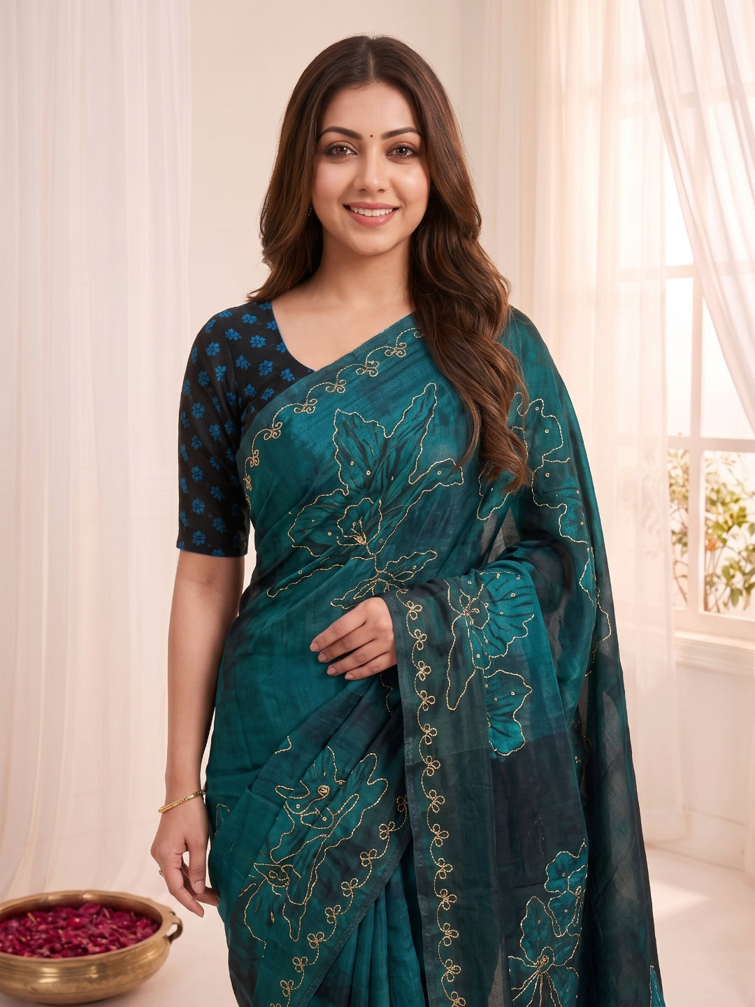 Women's Fendy Satin Saree With Unstitched Blouse Piece