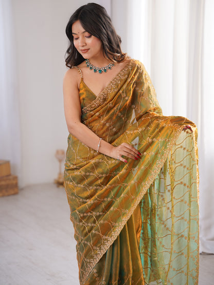 Women's Fendy Saree With Unstitched Blouse Piece