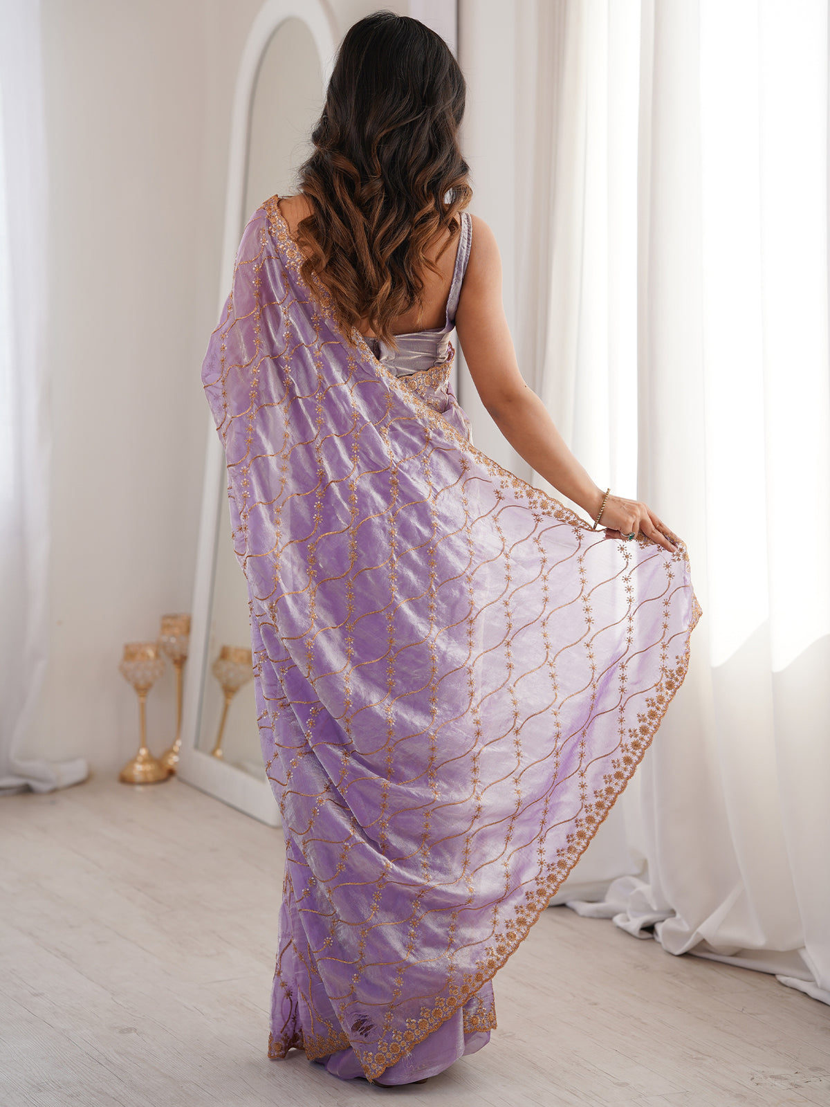 Women's Fendy Saree With Unstitched Blouse Piece