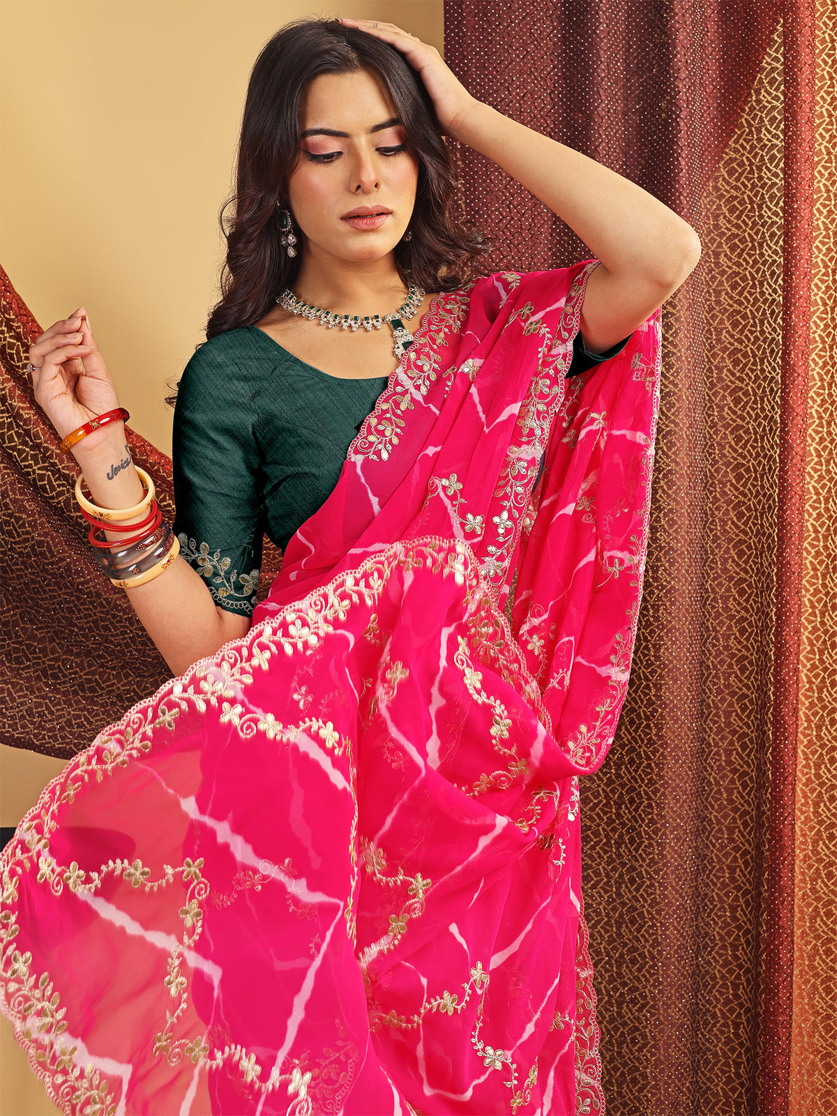 Women's Georgette Lehriya Print Saree With Unstitched Blouse Piece