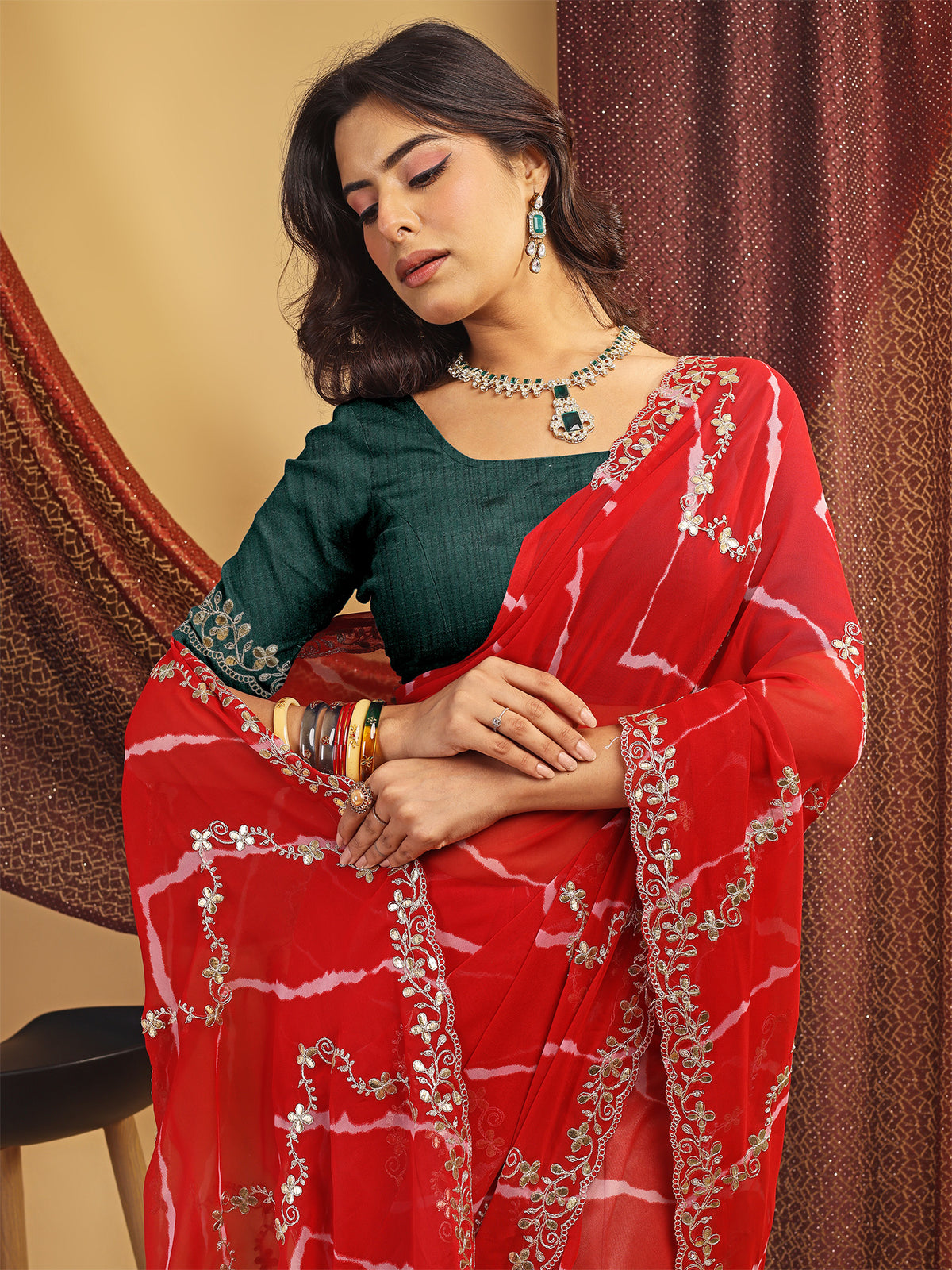 Women's Georgette Lehriya Print Saree With Unstitched Blouse Piece