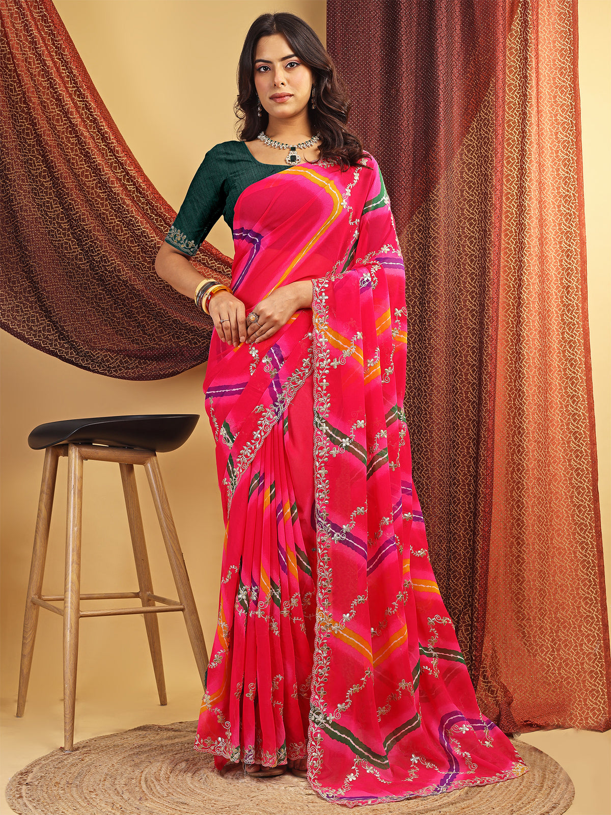 Women's Georgette Lehriya Print Saree With Unstitched Blouse Piece