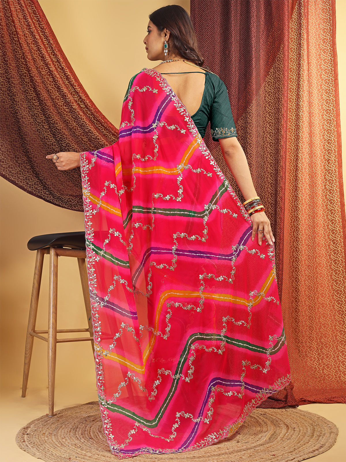 Women's Georgette Lehriya Print Saree With Unstitched Blouse Piece