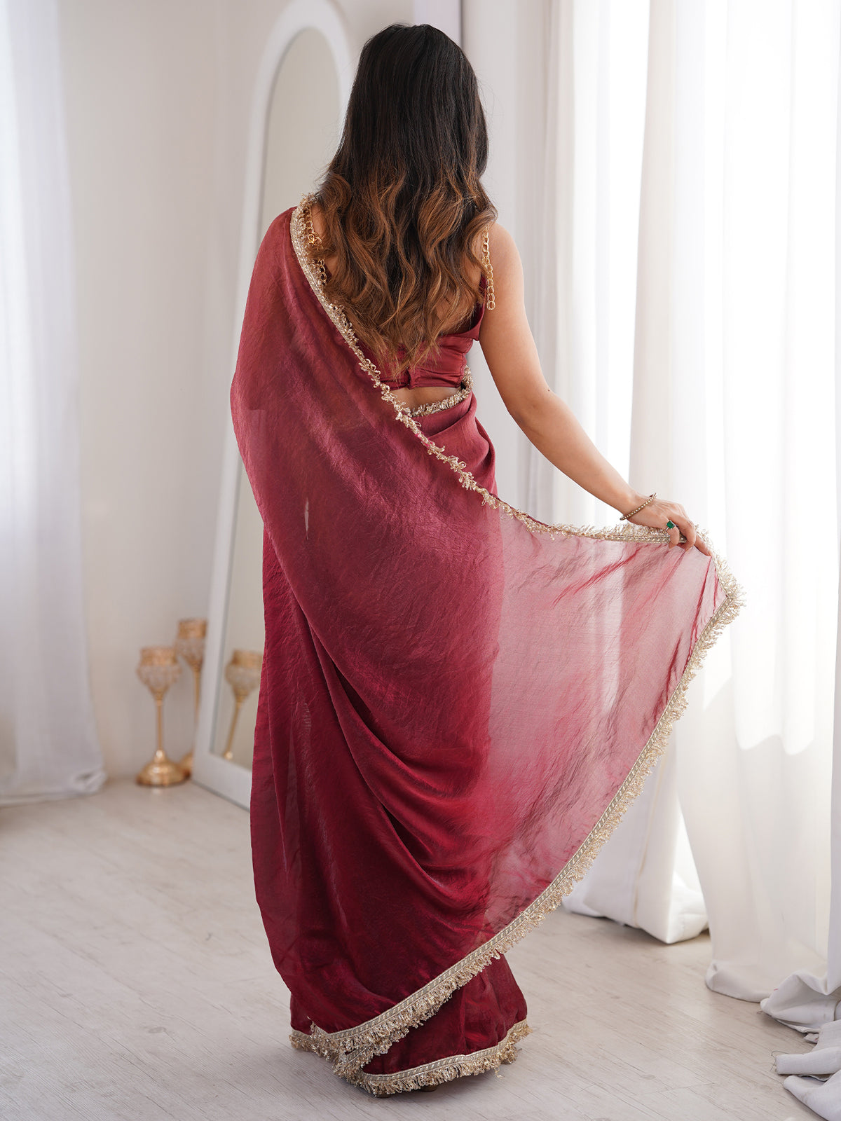 Women's Fendy Satin Saree With Unstitched Blouse Piece