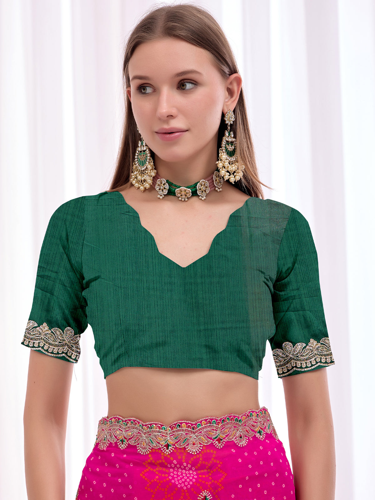 Women's Georgette Bandhani Saree With Unstitched Blouse Piece