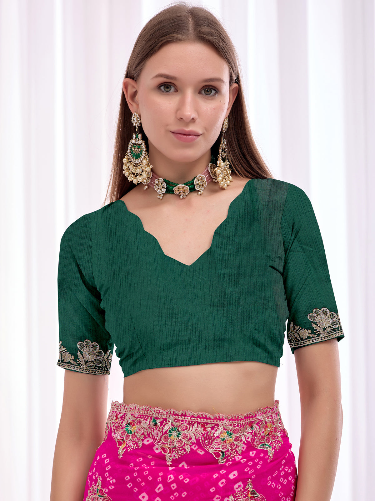 Women's Georgette Bandhani Saree With Unstitched Blouse Piece