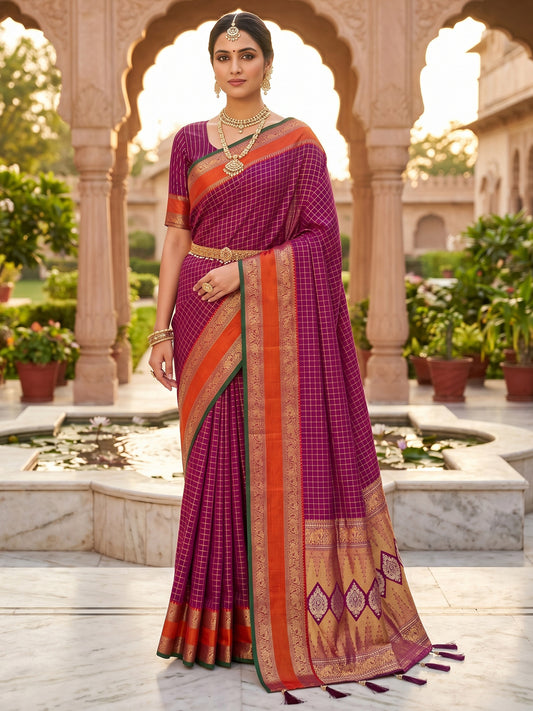 Women's Kanjivaram Silk Saree With Unstitched Blouse Piece