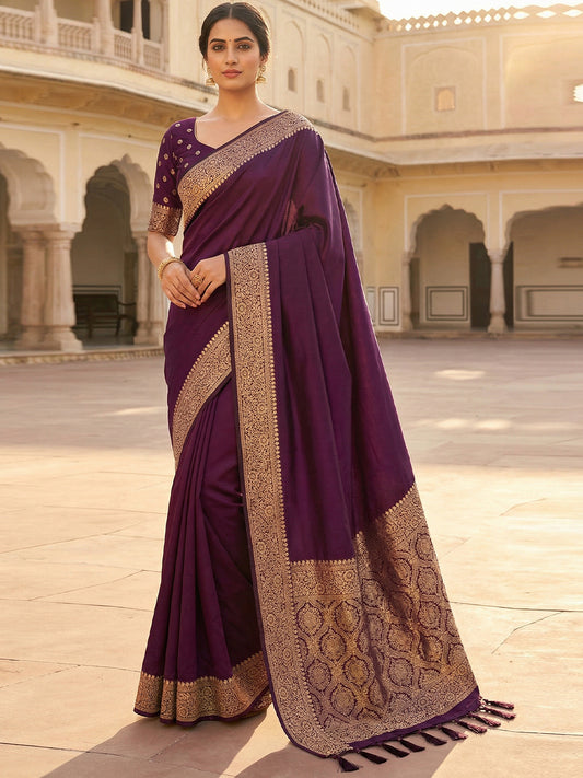Women's Banarasi Silk Saree With Unstitched Blouse Piece