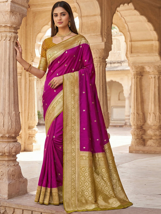 Women's Banarasi Silk Saree With Unstitched Blouse Piece