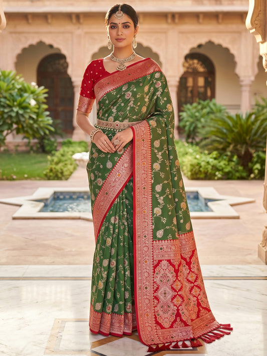Women's Banarasi Silk Saree With Unstitched Blouse Piece