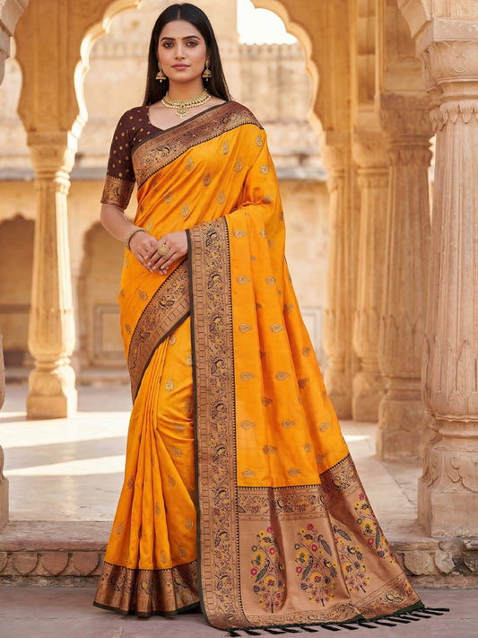 Women's Paithani Silk Saree With Unstitched Blouse Piece