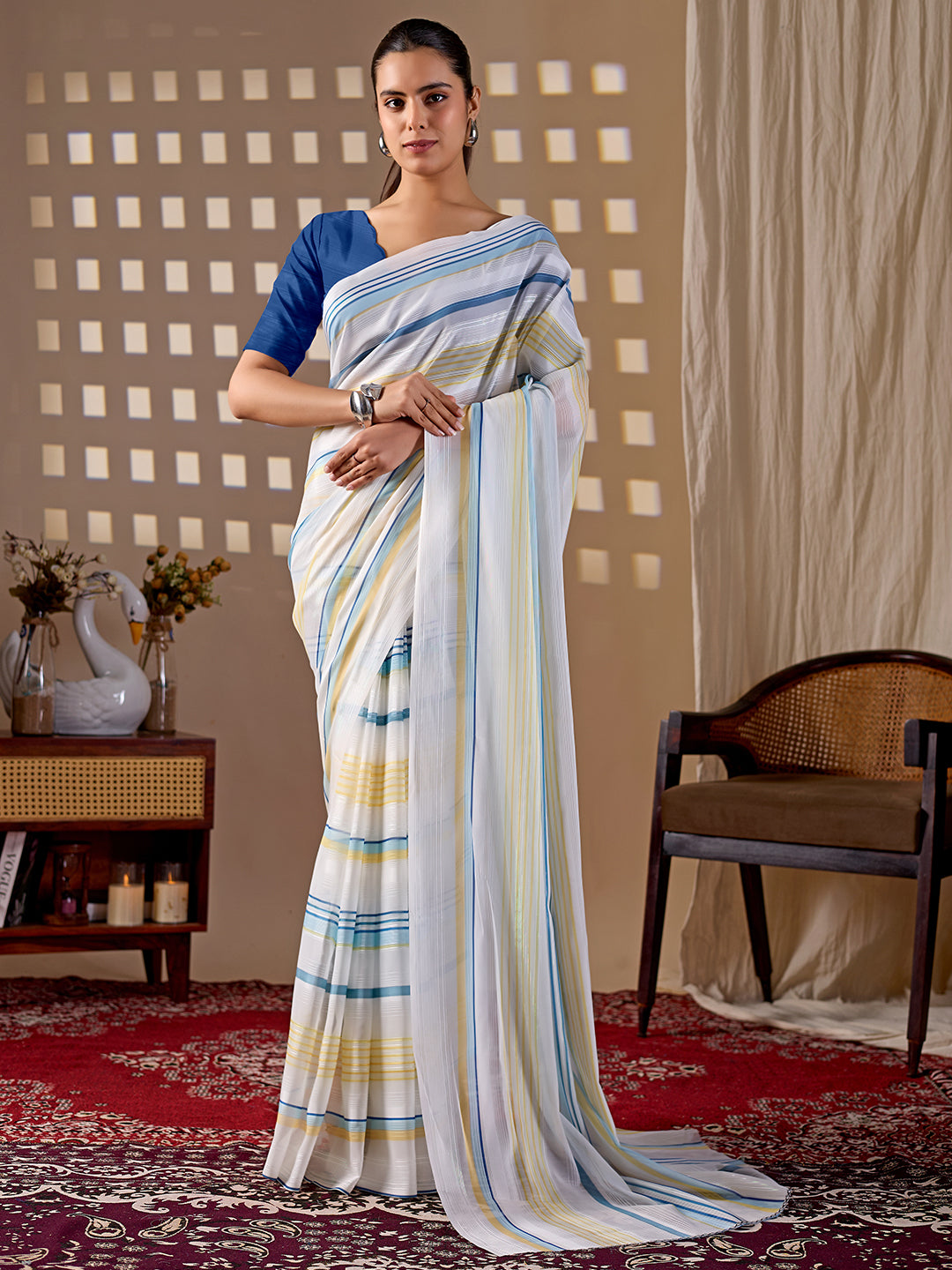 Women's Georgette Saree With Unstitched Blouse Piece