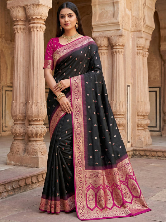 Women's Banarasi Silk Saree With Unstitched Blouse Piece