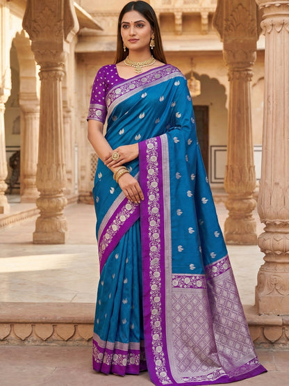 Women's Banarasi Silk Saree With Unstitched Blouse Piece