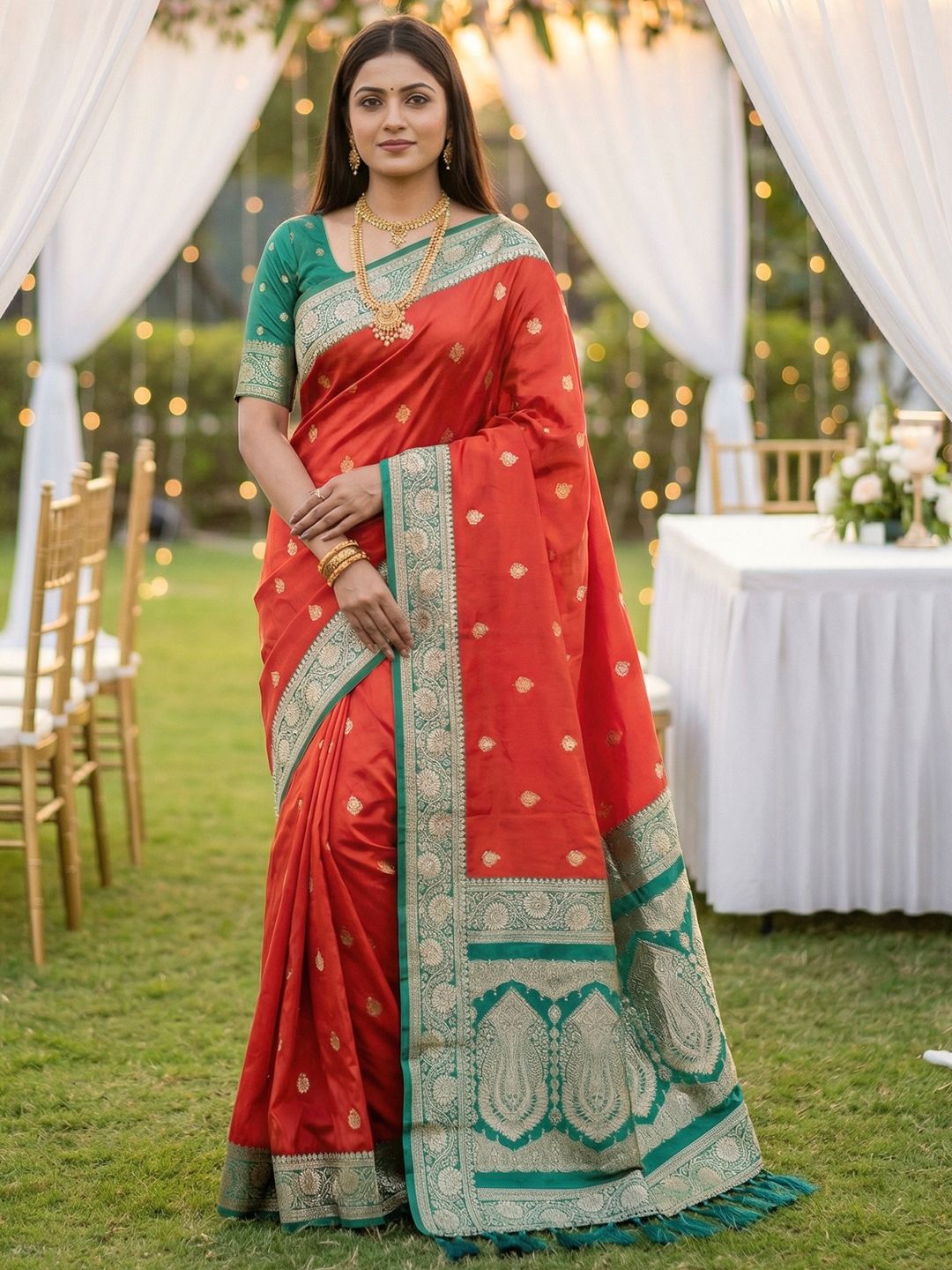 Women's Banarasi Silk Saree With Unstitched Blouse Piece