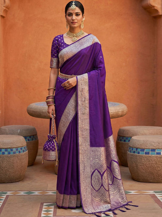 Women's Banarasi Silk Saree With Unstitched Blouse Piece