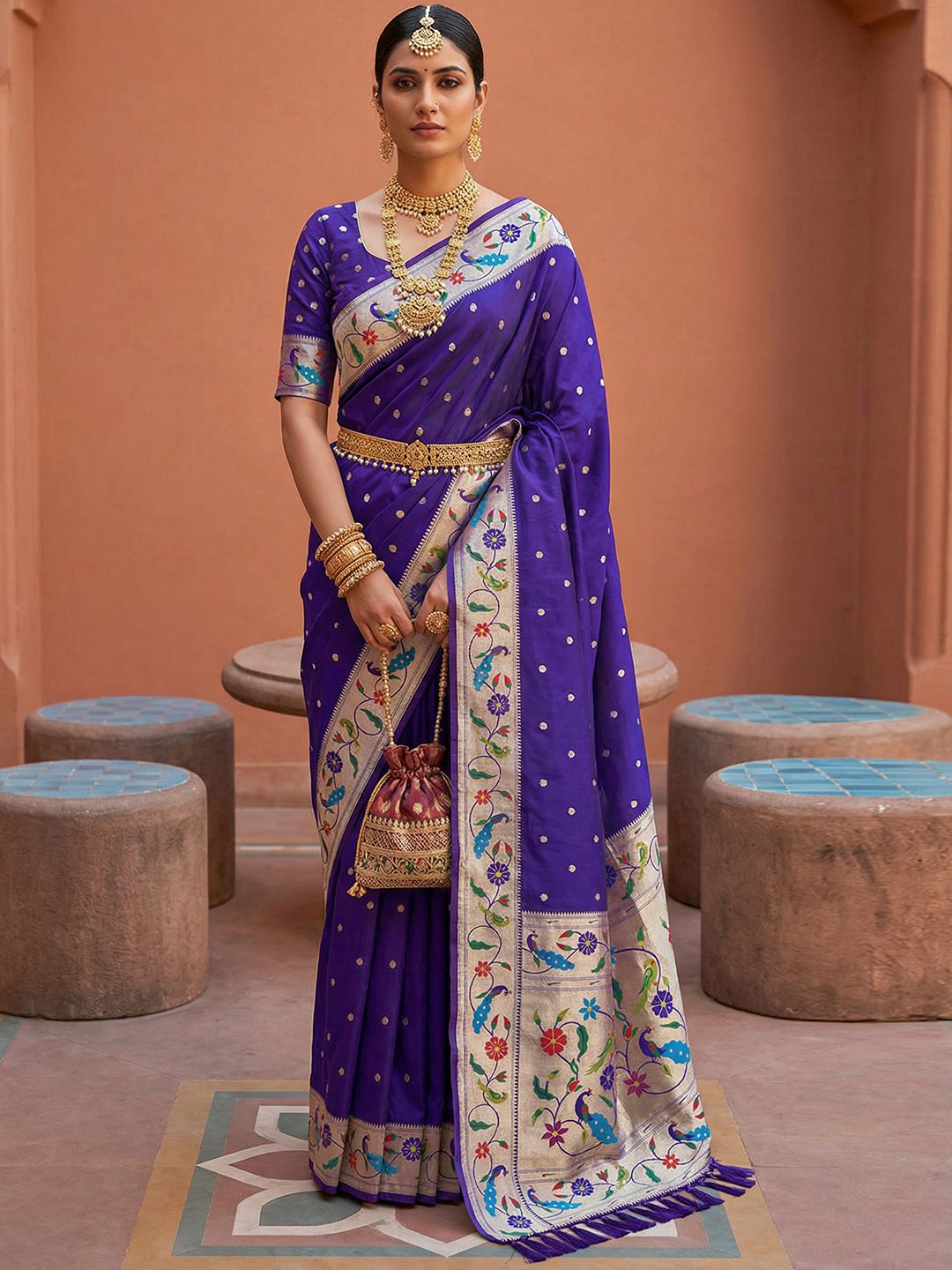 Women's Paithani Silk Saree With Unstitched Blouse Piece