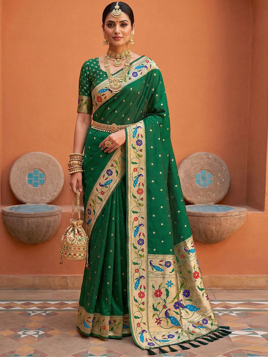 Women's Paithani Silk Saree With Unstitched Blouse Piece