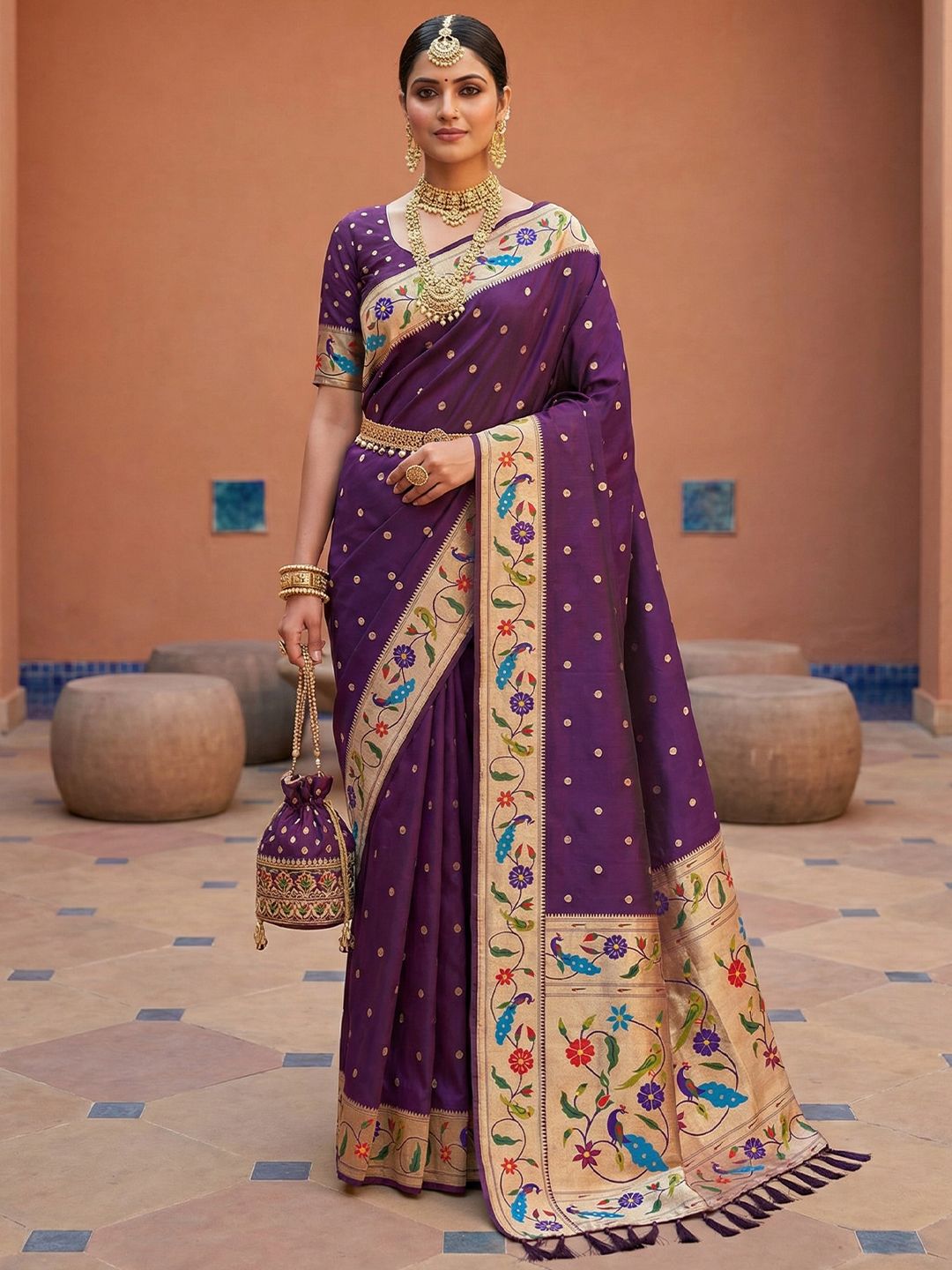 Women's Paithani Silk Saree With Unstitched Blouse Piece